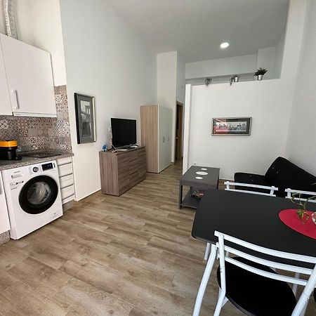 Apartamento Cruz Roja A Sevilla Exteriör bild