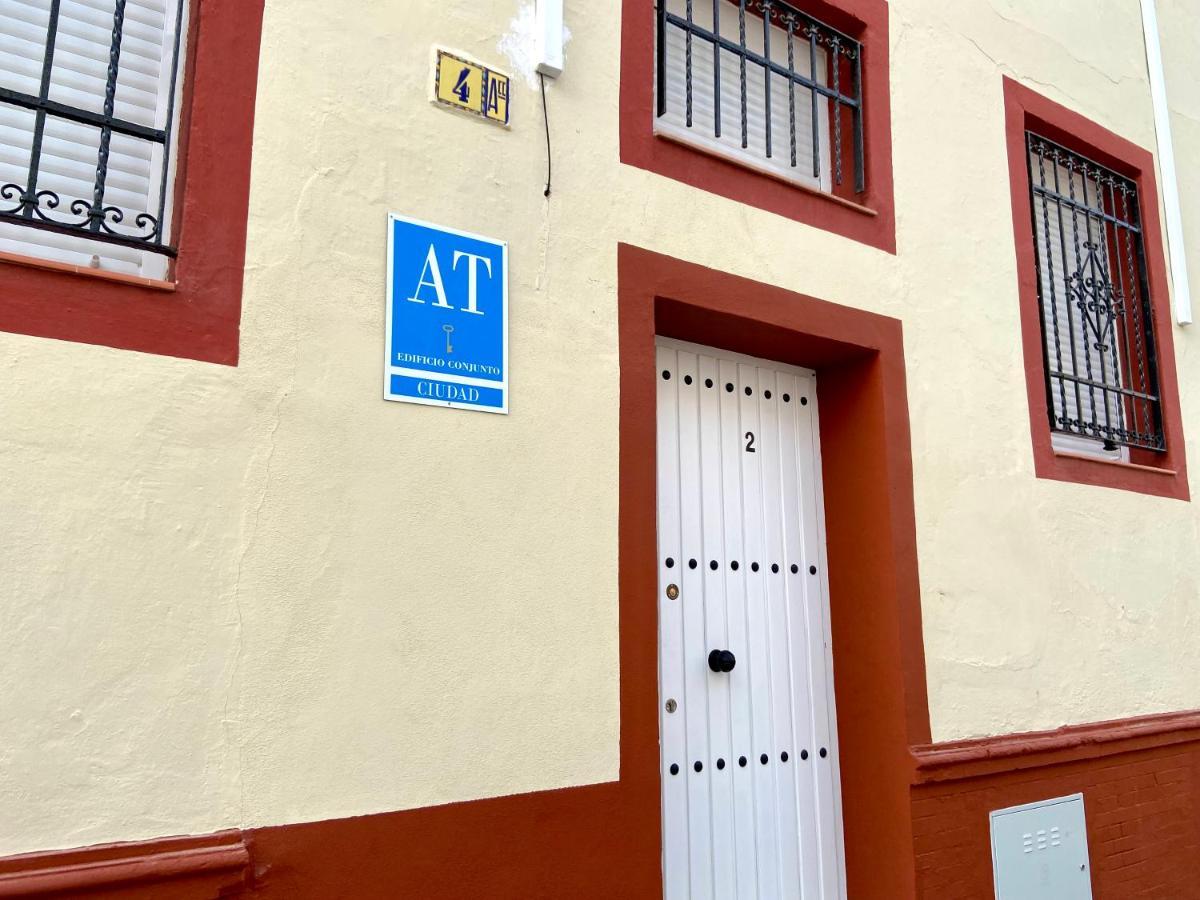 Apartamento Cruz Roja A Sevilla Exteriör bild